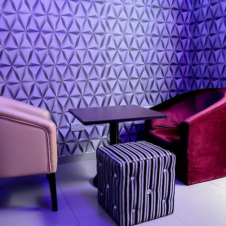 Albertville Luxury Rooms Ilesa Экстерьер фото