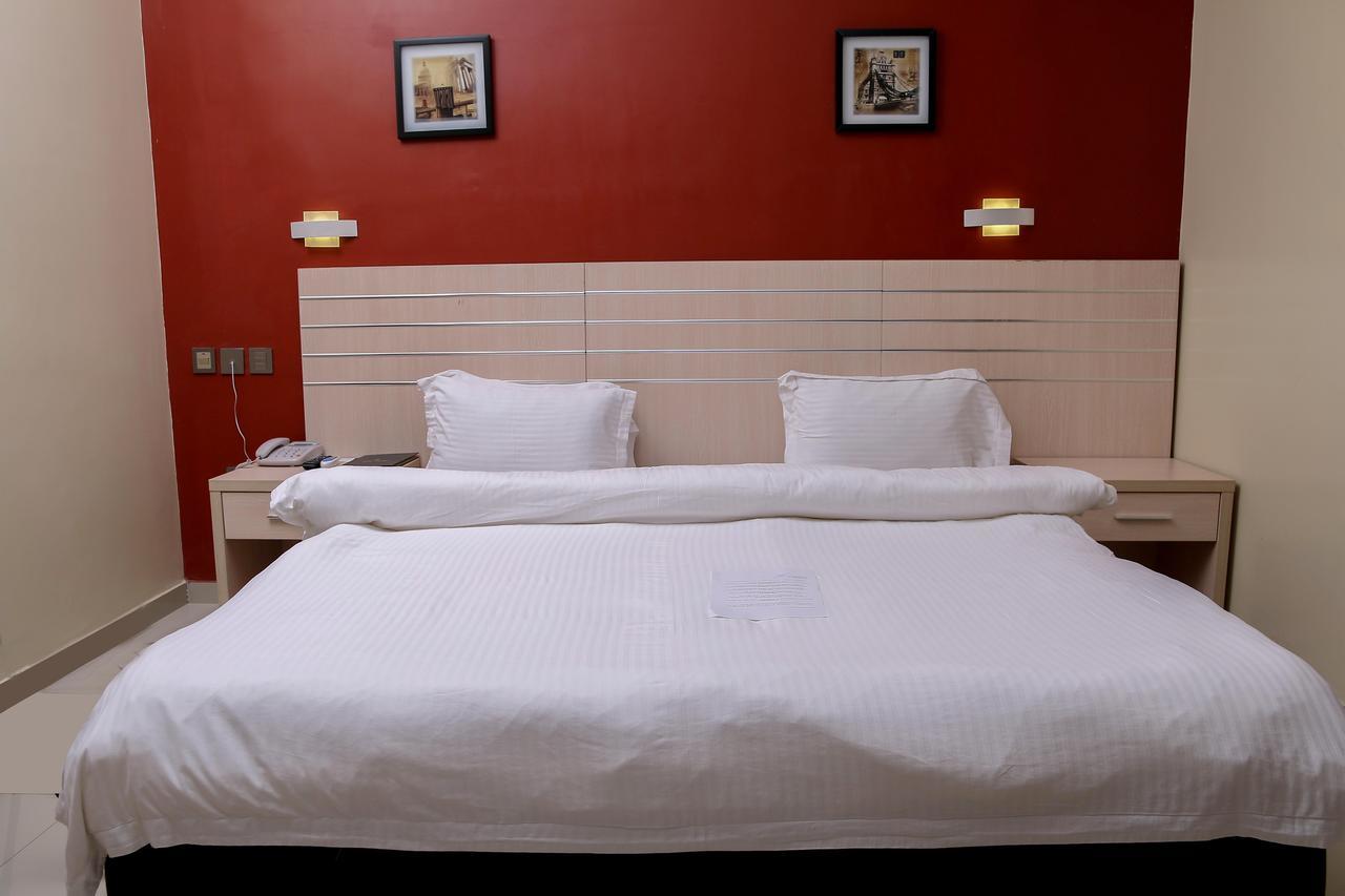 Albertville Luxury Rooms Ilesa Экстерьер фото